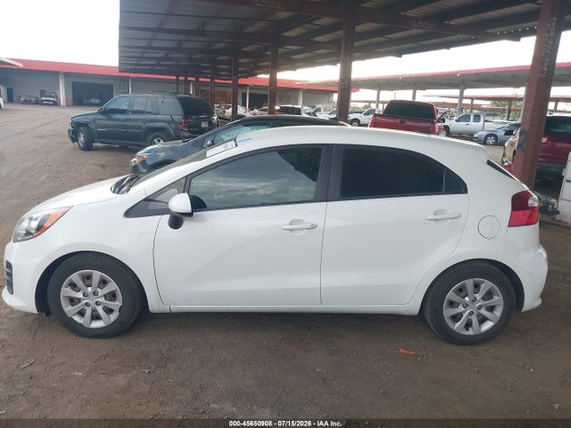2016 KIA RIO EX — миниатюра 14