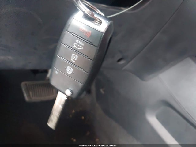 2016 KIA RIO EX — миниатюра 11