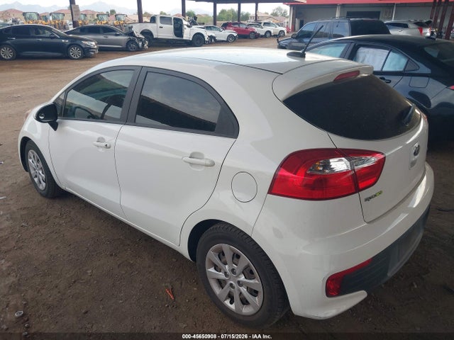 صورة 3 لـ 2016 KIA RIO EX