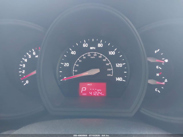 صورة 7 لـ 2016 KIA RIO EX