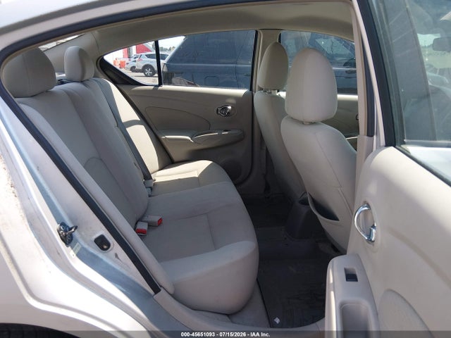 2013 Nissan VERSA 1.6 SV — миниатюра 8