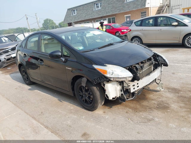 2014 TOYOTA PRIUS TWO