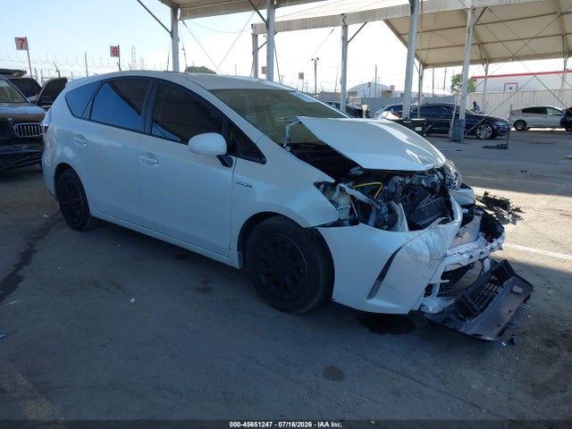2017 Toyota PRIUS V THREE 照片 1