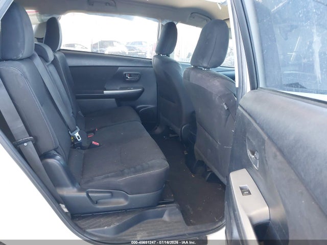2017 Toyota PRIUS V THREE 照片 8