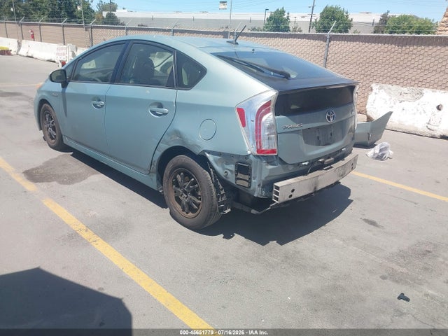 2013 Toyota PRIUS FOUR — фото 3