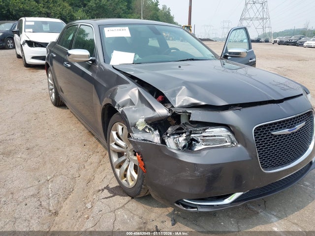 2019 Chrysler 300 LIMITED 照片 6
