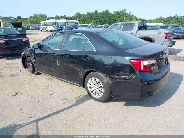 2014 Toyota CAMRY LE — миниатюра 3
