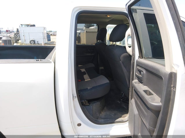2012 RAM 1500 ST 照片 8