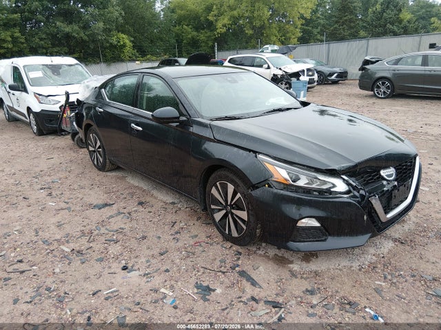 2022 NISSAN ALTIMA SV FWD