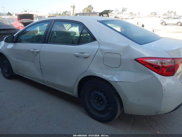 صورة 6 لـ 2018 Toyota COROLLA LE
