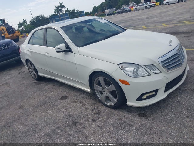 2011 Mercedes-BENZ E 350 thumbnail 12