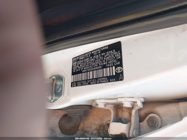 2016 Toyota YARIS L photo 9
