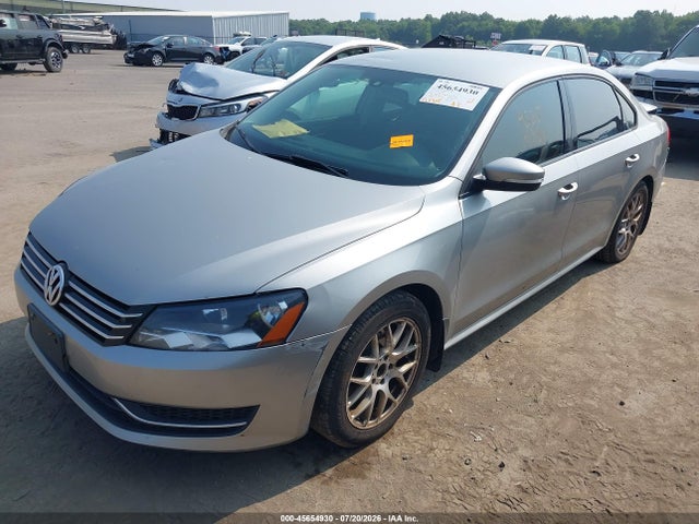 2014 Volkswagen PASSAT 1.8T S 照片 2