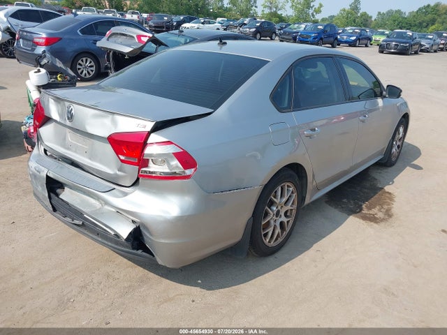 2014 Volkswagen PASSAT 1.8T S 照片 4
