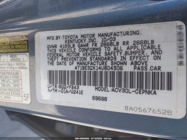 2004 Toyota CAMRY LE photo 9