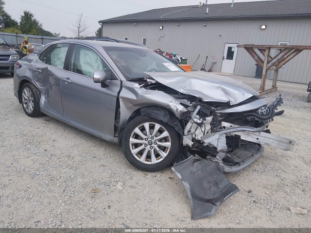 2019 TOYOTA CAMRY LE