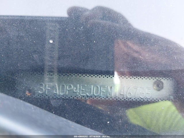 2015 FORD FIESTA SE 照片 9