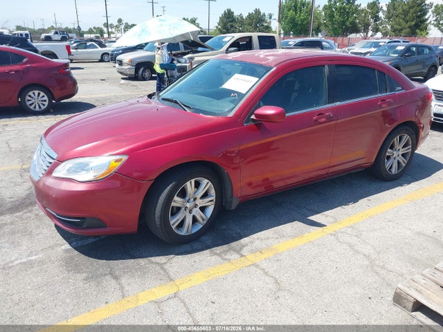 صورة 2 لـ 2013 Chrysler 200 LX