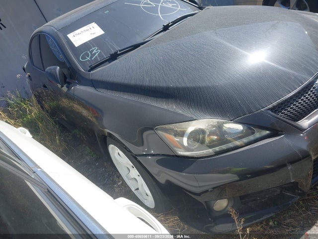 2011 LEXUS IS 