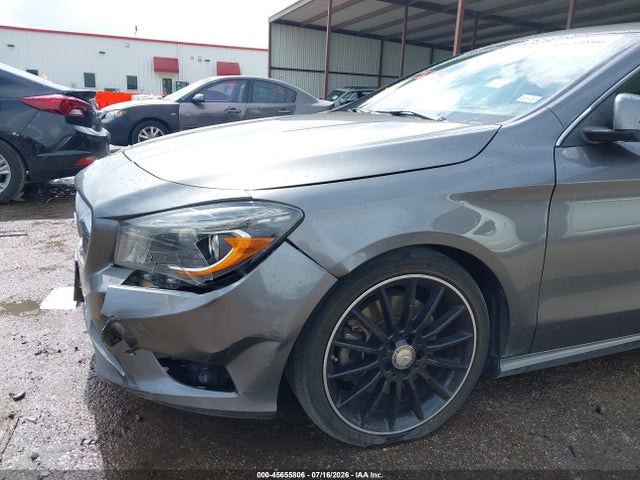 صورة 6 لـ 2014 Mercedes-BENZ CLA