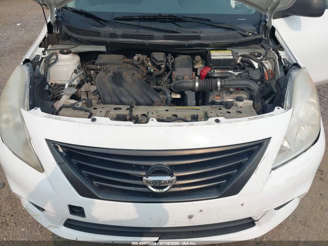 2014 Nissan VERSA 1.6 S+ 照片 10