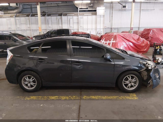 2010 Toyota PRIUS IV — фото 13