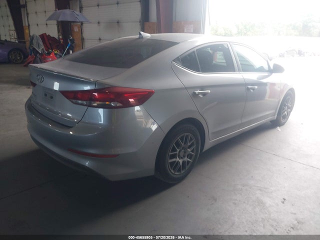 صورة 4 لـ 2017 Hyundai ELANTRA SE