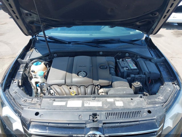 صورة 10 لـ 2013 Volkswagen PASSAT 2.5L S