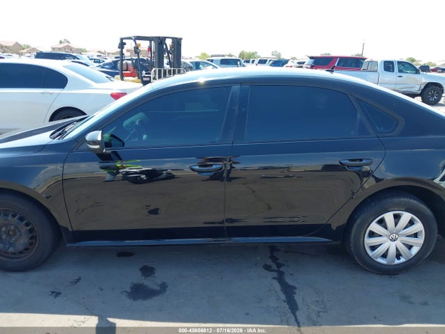 2013 Volkswagen PASSAT 2.5L S — миниатюра 15