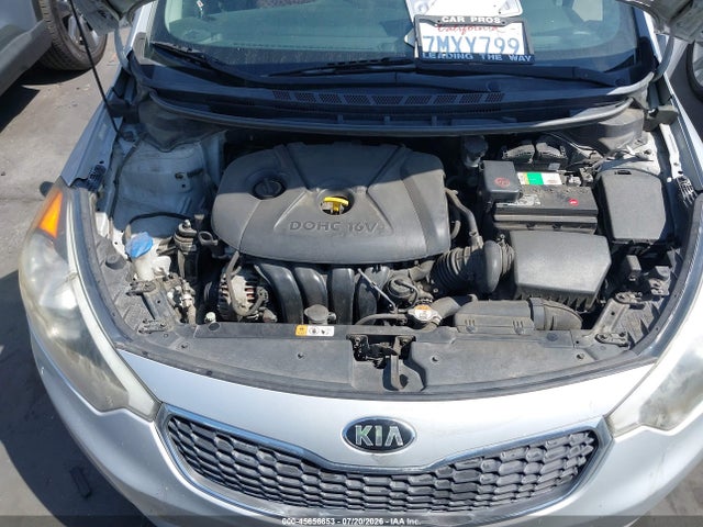 صورة 10 لـ 2015 KIA FORTE LX