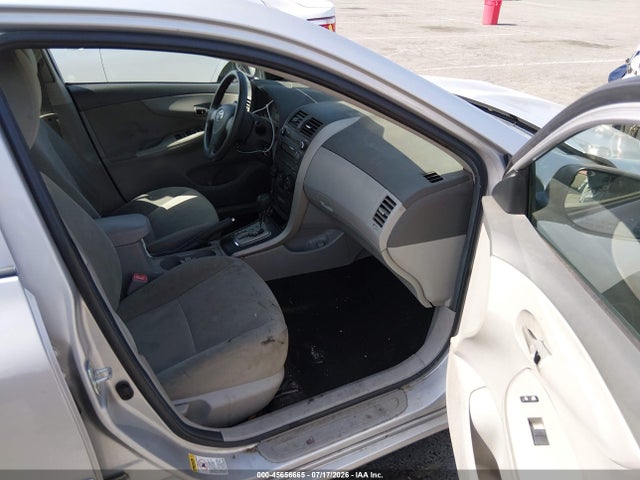صورة 5 لـ 2010 Toyota COROLLA LE