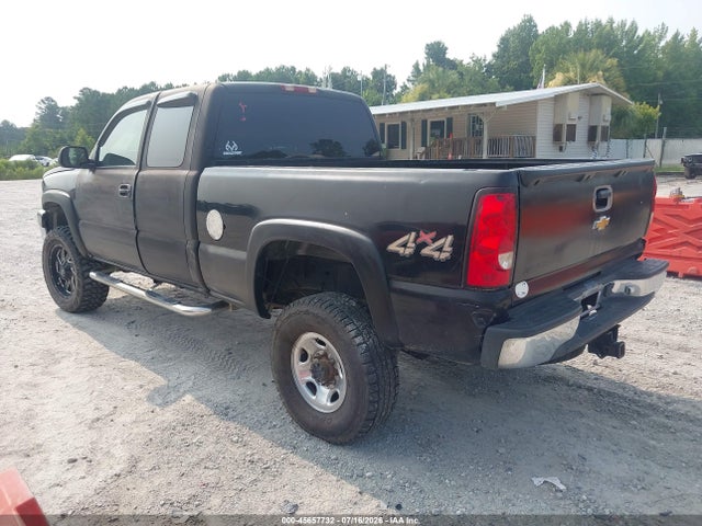 2003 Chevrolet SILVERADO 2500HD LS 照片 3