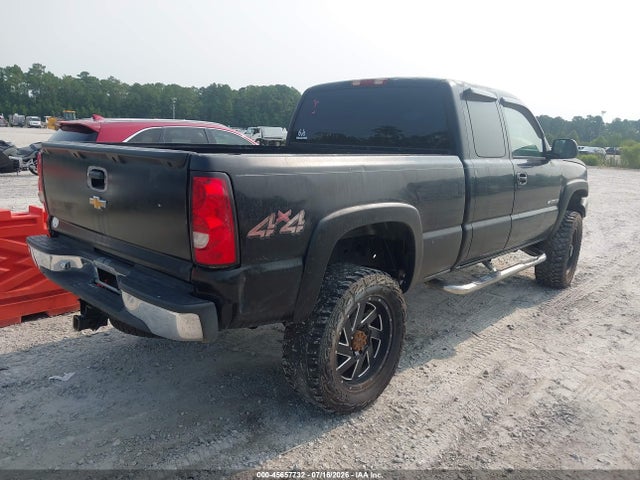2003 Chevrolet SILVERADO 2500HD LS 照片 4