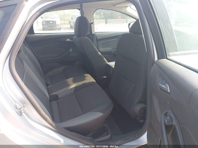 صورة 8 لـ 2014 FORD FOCUS SE