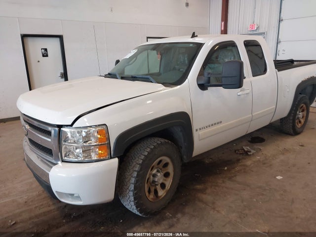 صورة 2 لـ 2007 Chevrolet SILVERADO 1500 LTZ