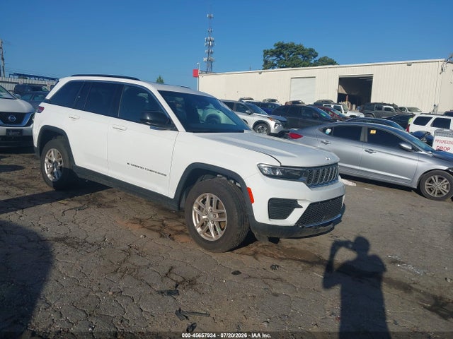 2025 JEEP GRAND CHER LAREDO X 4X2