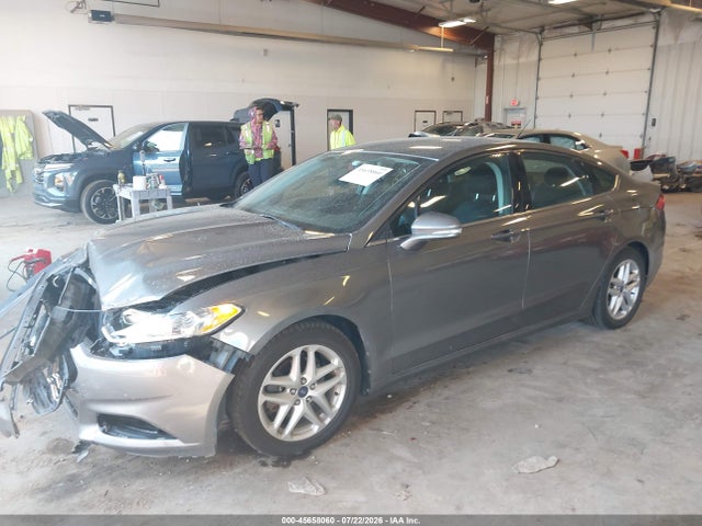 2013 FORD FUSION SE 照片 2