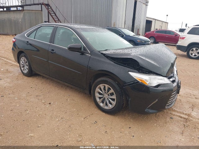 2017 TOYOTA CAMRY LE