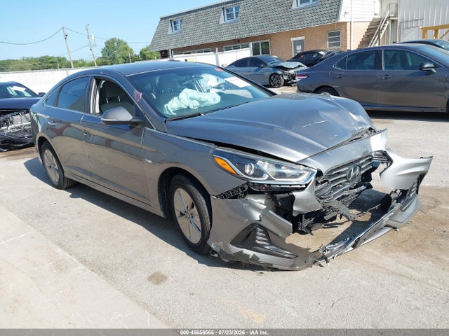 2018 HYUNDAI SONATA SE