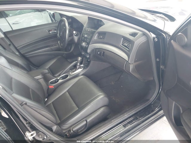 صورة 5 لـ 2018 Acura ILX ACURAWATCH PLUS PACKAGE