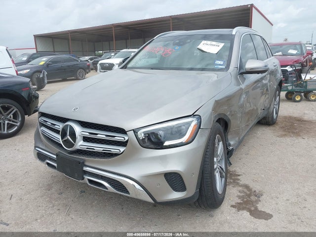 2022 MERCEDES-BENZ GLC 300 SUV 2