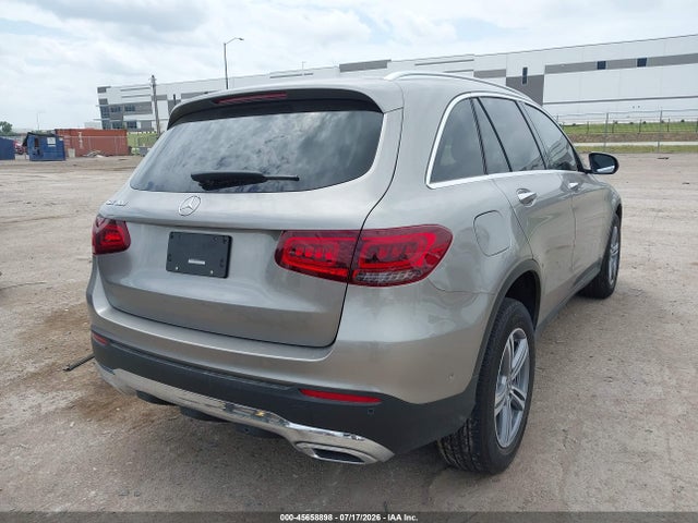 2022 MERCEDES-BENZ GLC 300 SUV 4