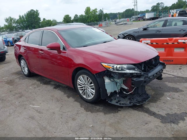 2016 LEXUS ES 