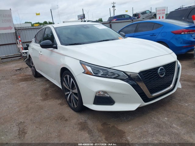 2020 NISSAN ALTIMA SR FWD
