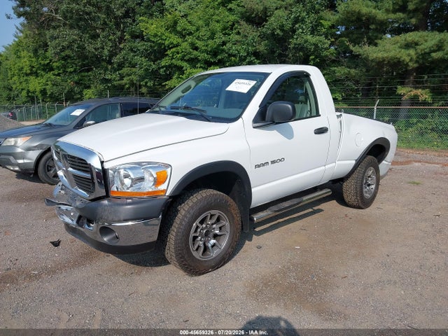 2006 Dodge RAM 1500 ST 照片 2