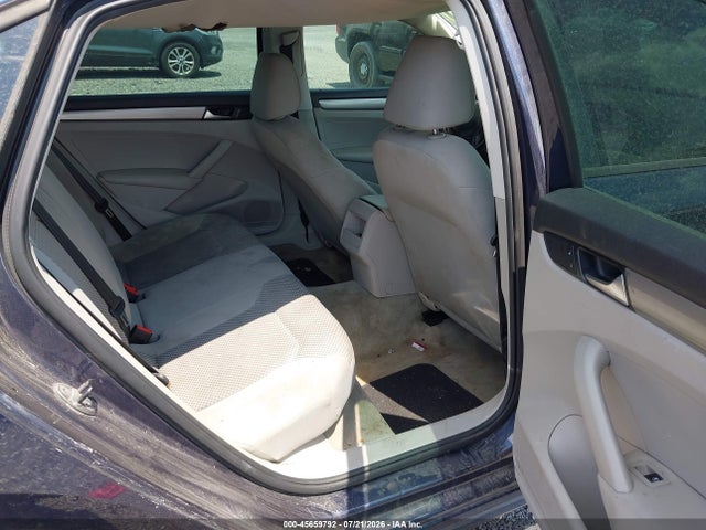 صورة 8 لـ 2014 Volkswagen PASSAT 1.8T S