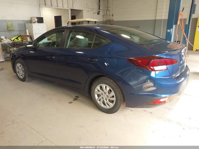 2020 HYUNDAI ELANTRA SE 3