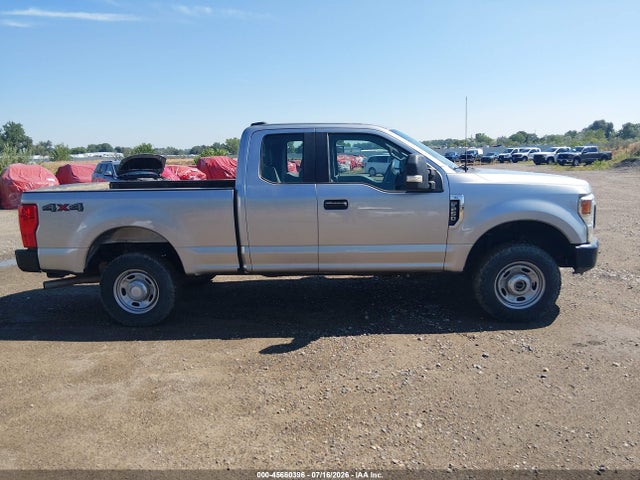 2022 FORD F-250 XL 16