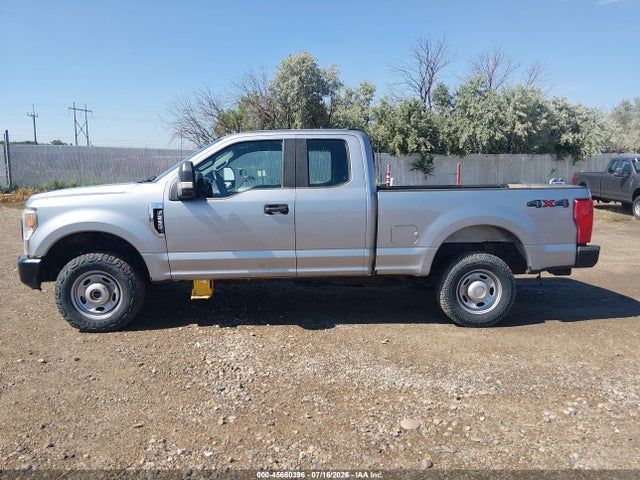 2022 FORD F-250 XL 17