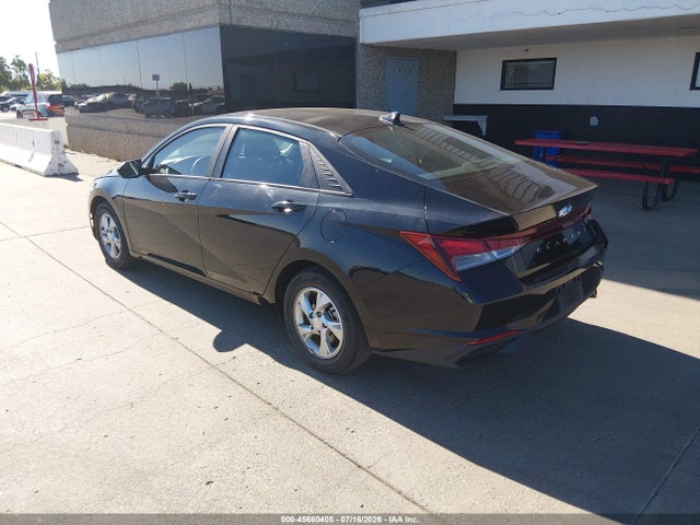 صورة 3 لـ 2023 Hyundai ELANTRA SE